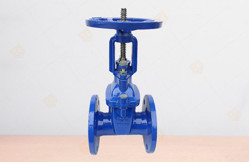 ���Uܛ�ܷ��l�y